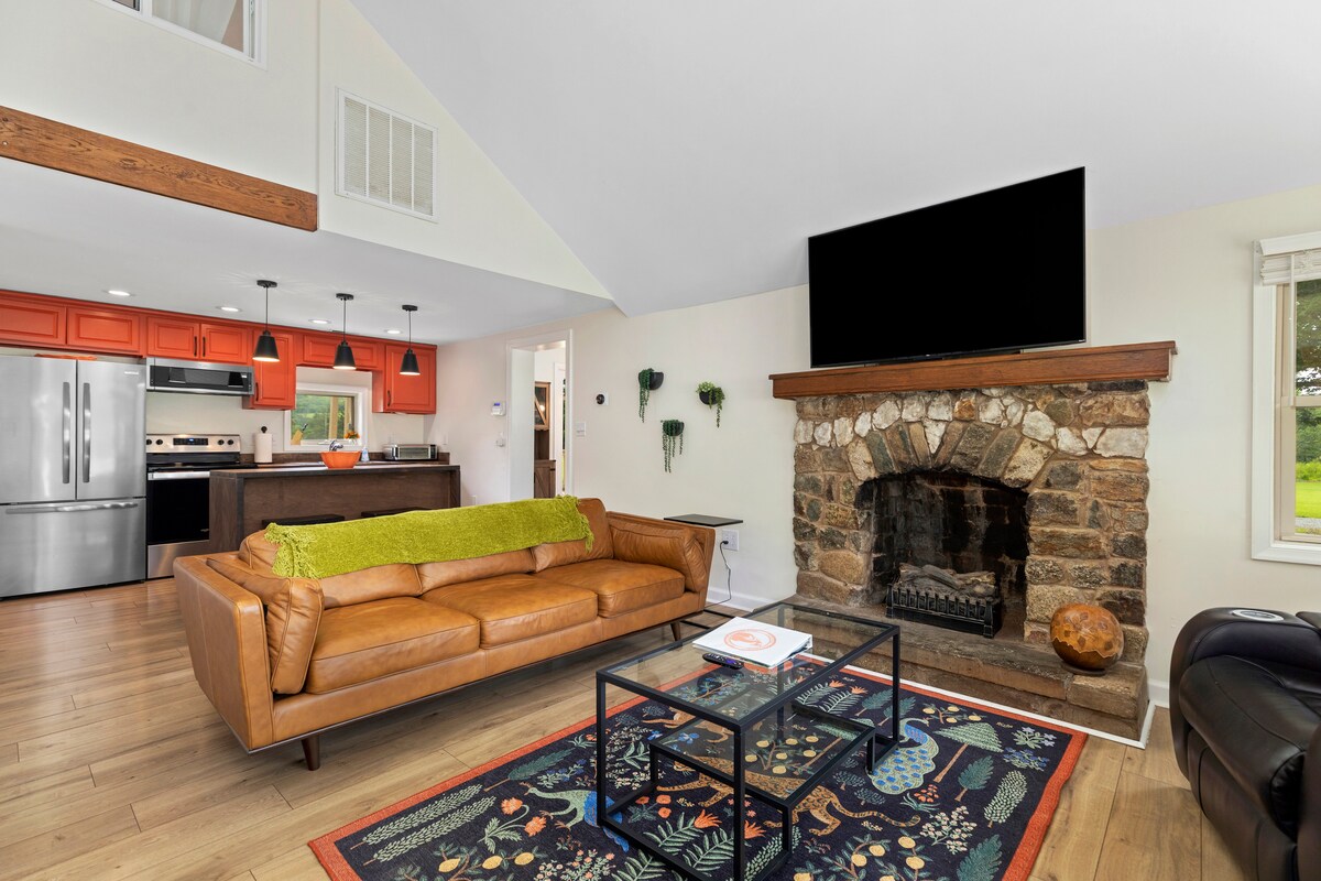 Home & Cottage Near Wintergreen Resort!, photo 4