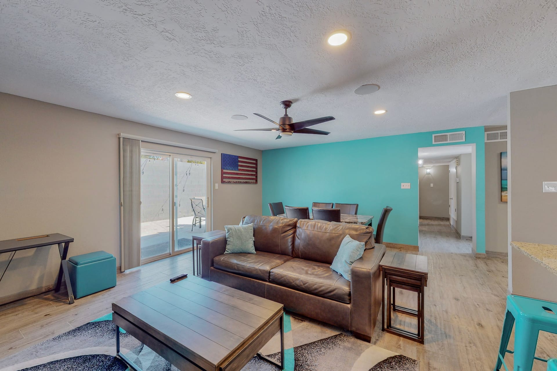 Hot Tub Beach House w/ Grill & 3 King Beds, photo 10