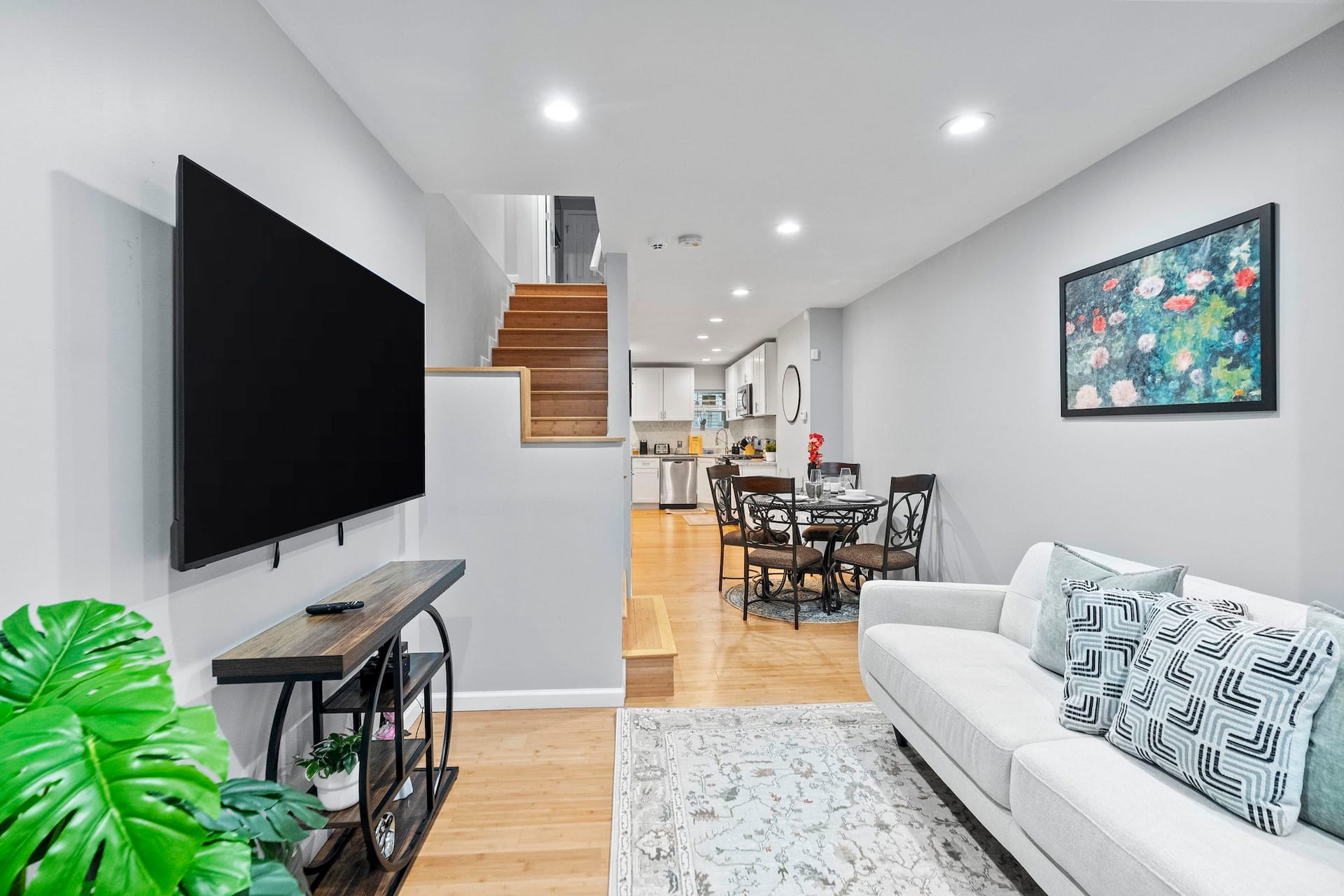 Walk to Orioles & Ravens Stadium | 3BR Home, photo 23