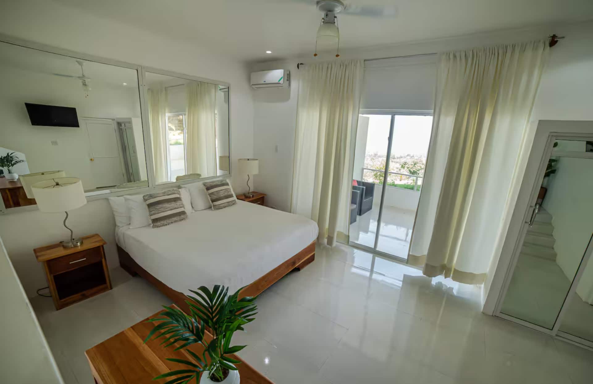Pool & Jacuzzis | Negril Cliffs & Ocean View Hotel, photo 27