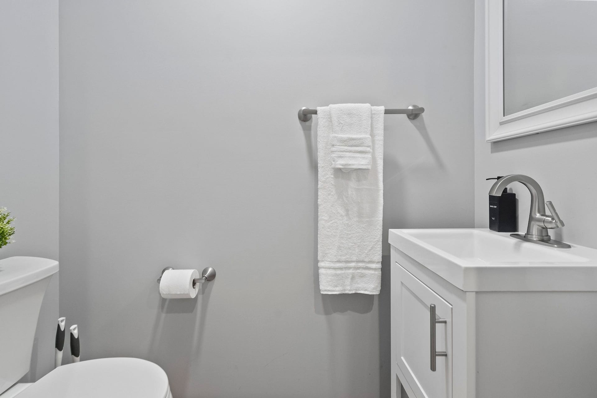 Walk to Orioles & Ravens Stadium | 3BR Home, photo 8