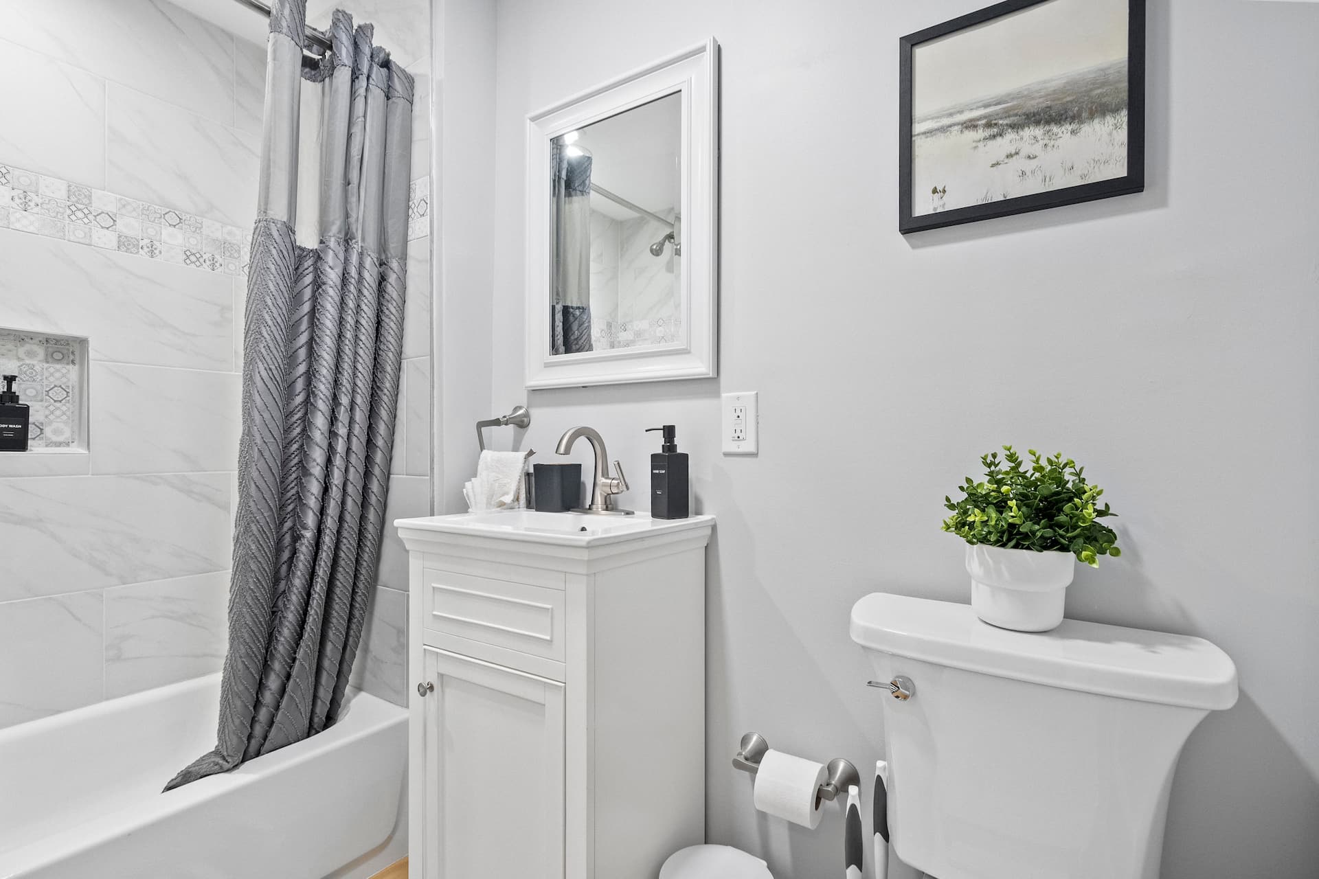 Walk to Orioles & Ravens Stadium | 3BR Home, photo 22