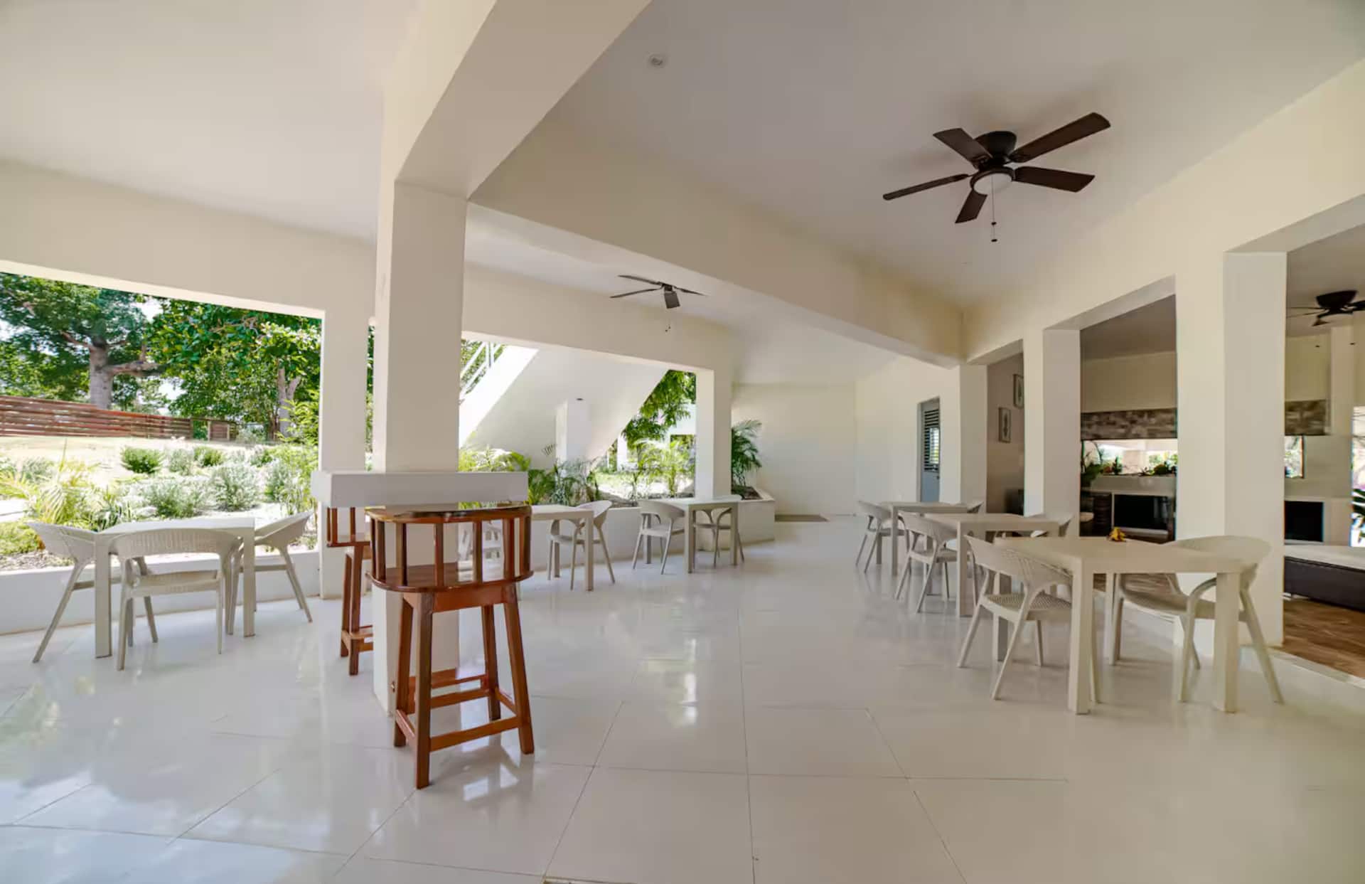 Pool & Jacuzzis | Negril Cliffs & Ocean View Hotel, photo 14
