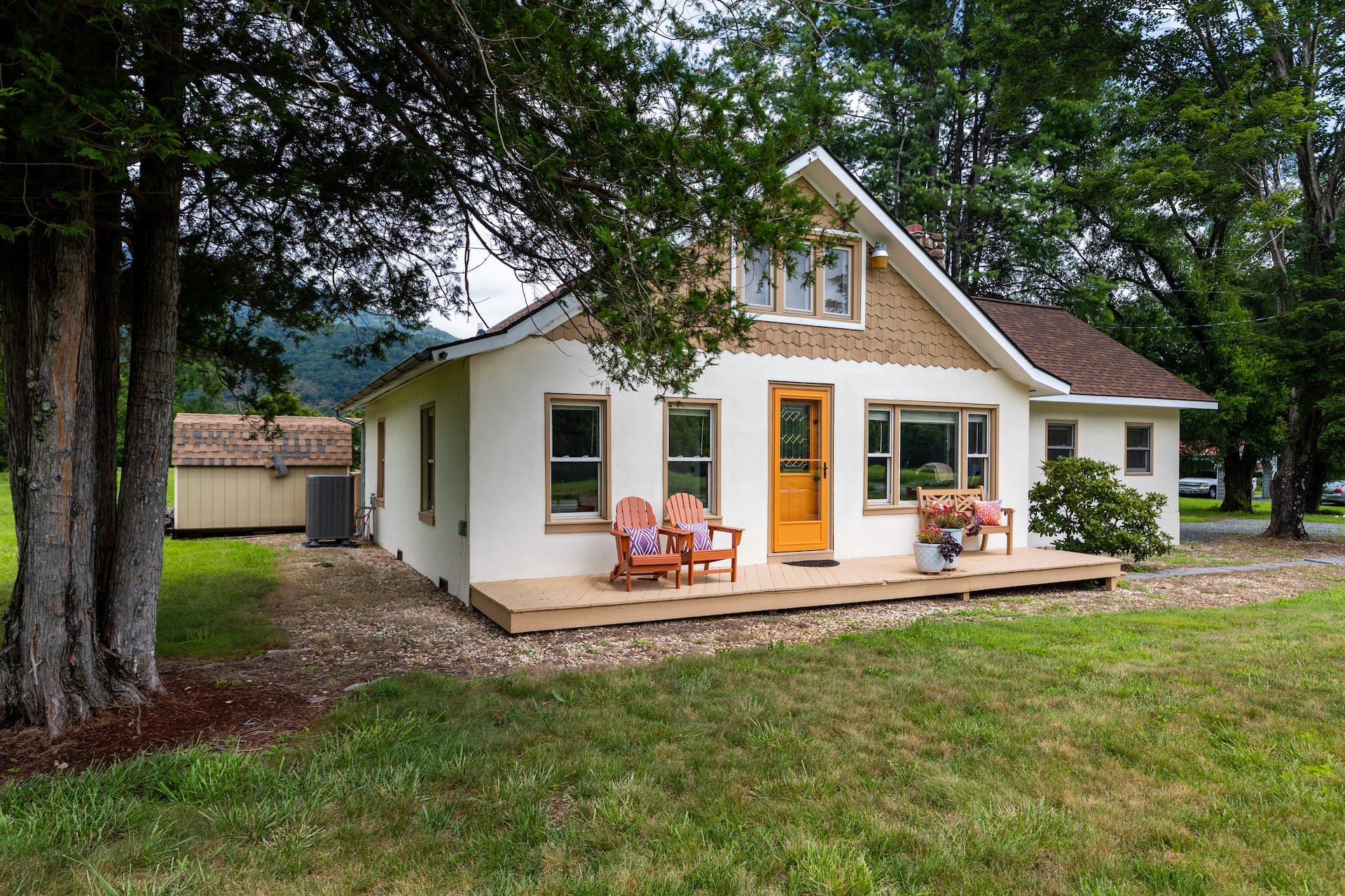 Home & Cottage Near Wintergreen Resort!, photo 18