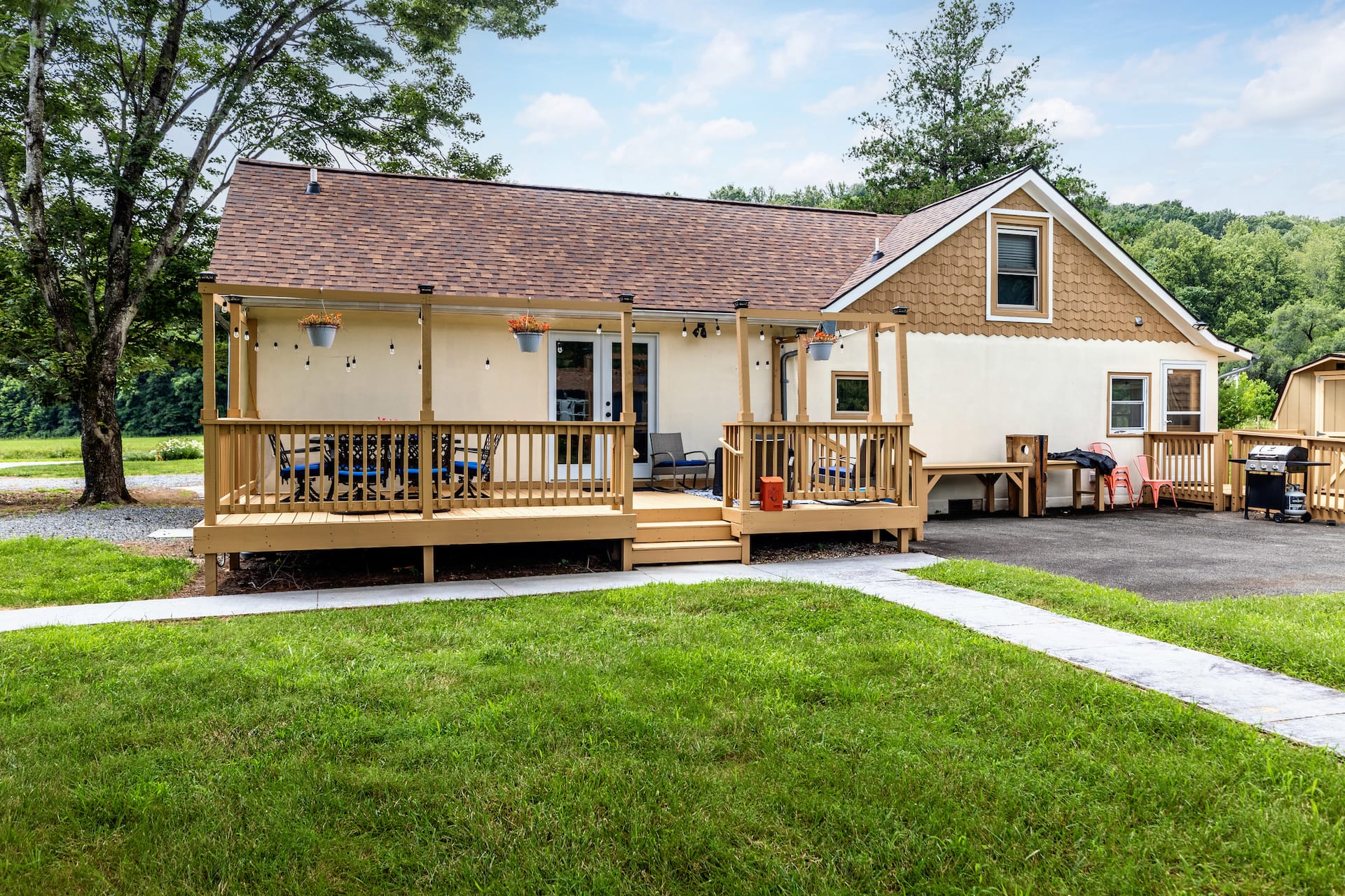 Home & Cottage Near Wintergreen Resort!, photo 6