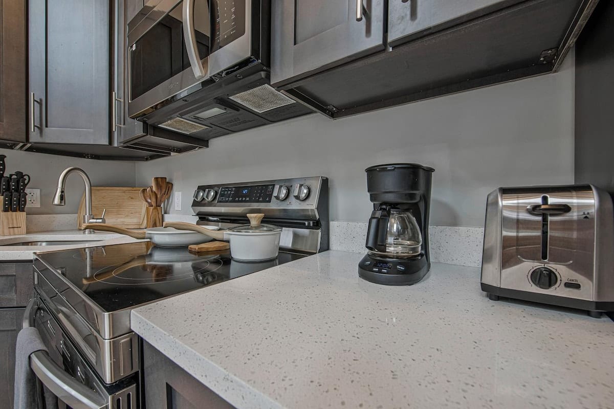 Across Metro close to NIH/Walter Reed | Sleeps 10, photo 11